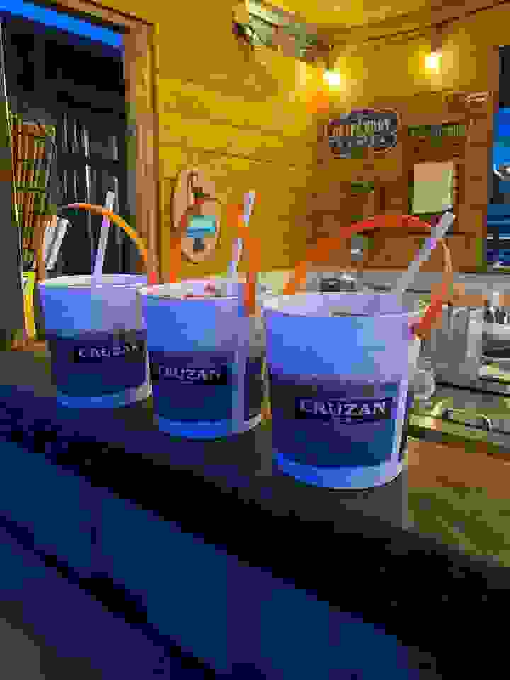 Breeze’s Dock Bar & Grill